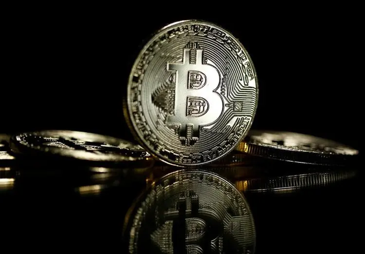 Bitcoin: moeda foi criada em 2008
 (Dado Ruvic/Illustration/Reuters)