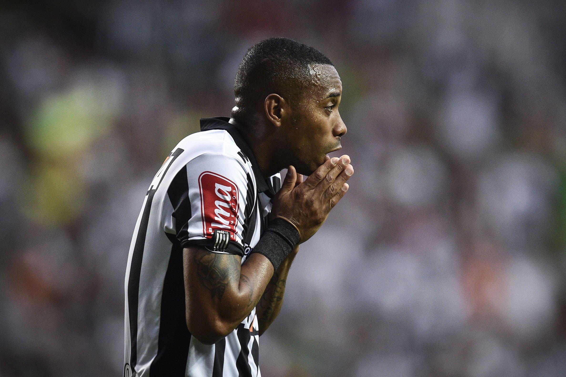 Robinho é condenado a 9 anos de prisão na Itália por estupro