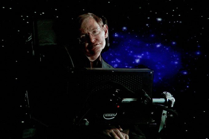 Stephen Hawking: leilão de objetos pessoais do físico será feito pela internet entre 31 de outubro e 8 de novembro (Frederick M. Brown/Getty Images)