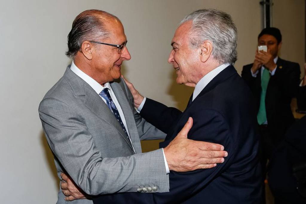 Temer sinaliza apoio a Alckmin e diz querer Meirelles na Fazenda