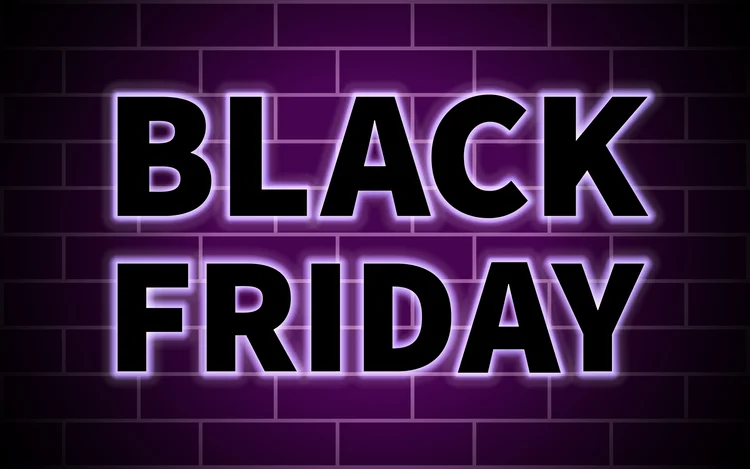 Black Friday 2017: Evento acontece no dia 24 de novembro, mas promoções já começaram (ayvengo/Thinkstock)