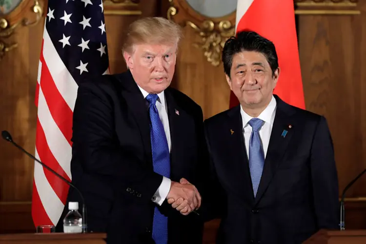 Trump e Abe: a abertura de negociações sobre um novo acordo comercial com o Japão pode acontecer (Kiyoshi Ota/Reuters)