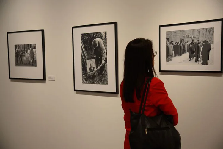 Mostra no Rio: seleção de fotos enfatiza a estética do período, abordando temas de grande importância histórica para o entendimento do regime soviético (Fernando Frazão/Agência Brasil)
