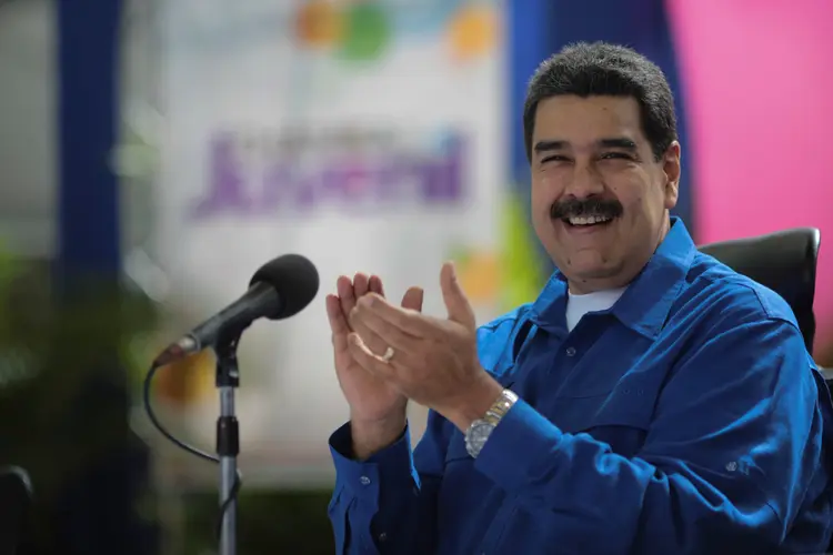 Maduro: a coalizão opositora Mesa da Unidade Democrática (MUD) decidiu boicotar as eleições presidenciais (Miraflores Palace/Handout/Reuters)