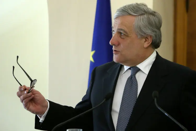 Antonio Tajani: presidente do Parlamento disse que o acordo anunciado mais cedo parece ser um bom começo para negociações "difíceis e complicadas" (Petros Karadjias/Reuters)