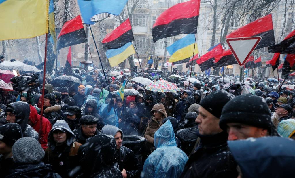 Manifestantes protestam em Kiev pela libertação de Saakashvili