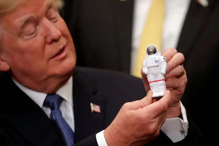 Trump: De acordo com Trump, a renovação do programa espacial dos EUA é "muito especial" (Carlos Barria/Reuters)