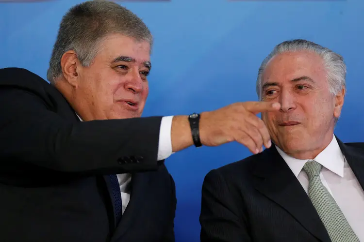 Temer e Marun: o peemedebista disse que quer estabelecer um "diálogo mais aberto" com os parlamentares (Adriano Machado/Reuters)