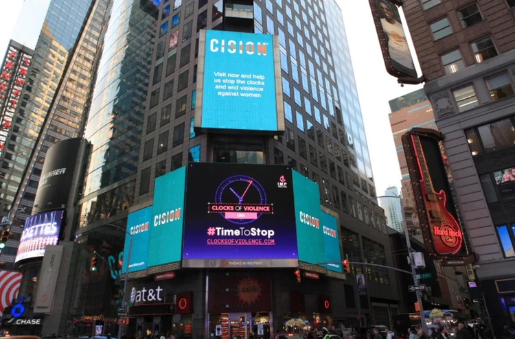 Relógio da violência: criação brasileira na Times Square (Instituto Maria da Penha/Divulgação)