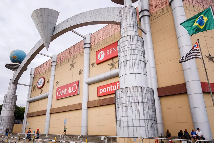 Shopping centers: No acumulado do ano até setembro, os shoppings do país venderam 4,2% mais ante o mesmo período de 2017 (Facebook/Reprodução)
