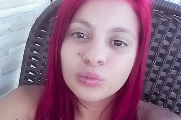 Juliana Jovino: corpo de Juliana passou por perícia no Instituto Médico Legal (IML) de Sorocaba (Juliana Jovino/Facebook/Reprodução)