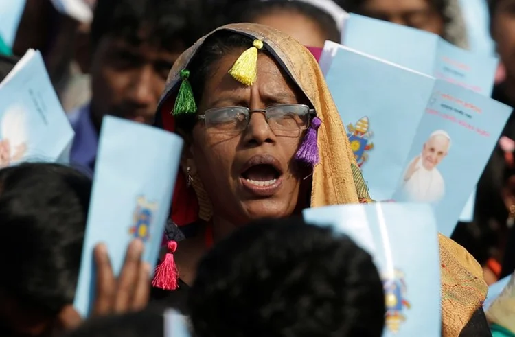 MISSA EM DACA: papa agradeceu Bangladesh por acolher refugiados de Mianmar, mas não citou a palavra rohingya / Max Rossi/ Reuters