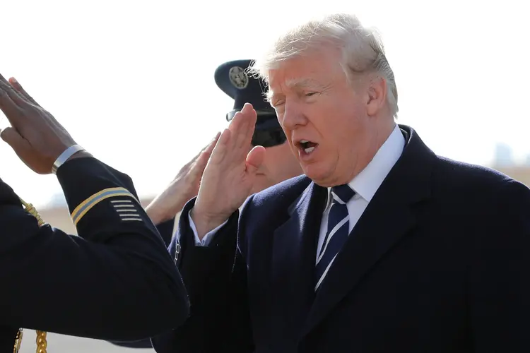 Trump: neste ano, Trump irá discutir sua agenda “América Primeiro” pessoalmente em Davos (Yuri Gripas/Reuters)