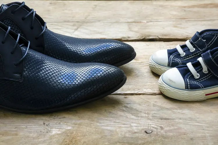 Sapatos grandes e pequenos (fermate/Thinkstock)