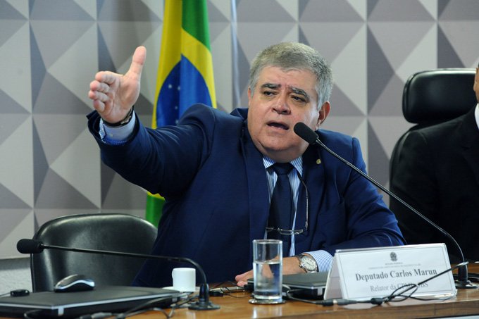 Marun tirará licença em abril para pedir impeachment de Barroso