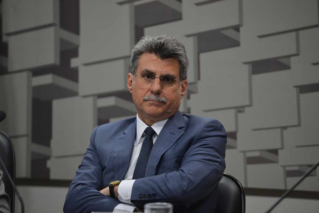 Presidente nacional do MDB, Romero Jucá, afirmou que as opiniões do ministro Carlos Marun não representa o posicionamento oficial da legenda (Fabio Pozzebom/Agência Brasil)