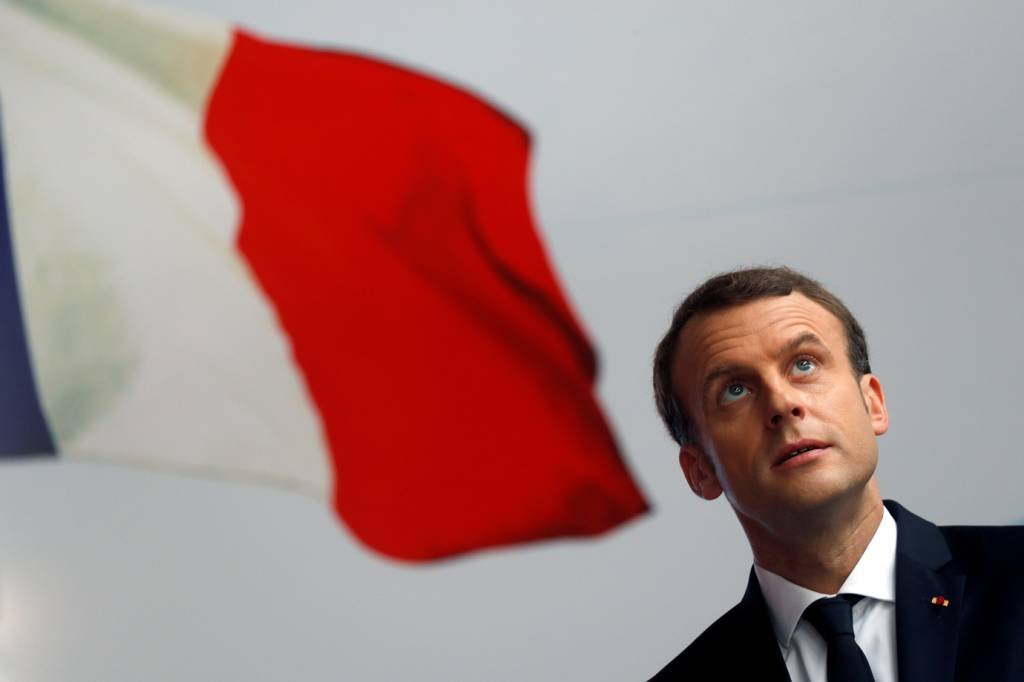 Bombardeios na Síria não foram declaração de guerra, diz Macron