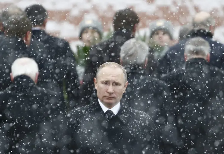 PUTIN: o presidente russo deve emendar o que na prática será seu quinto mandato como líder máximo do país (Sergei Karpukhin/Reuters)