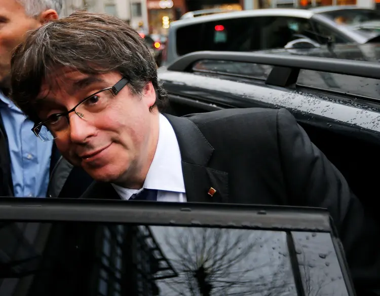 Carles Puigdemont: líder deposto da Catalunha está exilado em Bruxelas, na Bélgica, para evitar a cadeia (Francois Lenoir/Reuters)
