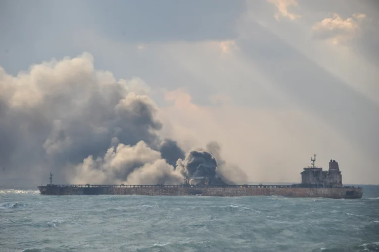 Sanchi, um barco iraniano registrado no Panamá, transportava 136 mil toneladas de petróleo (Foto/Reuters)