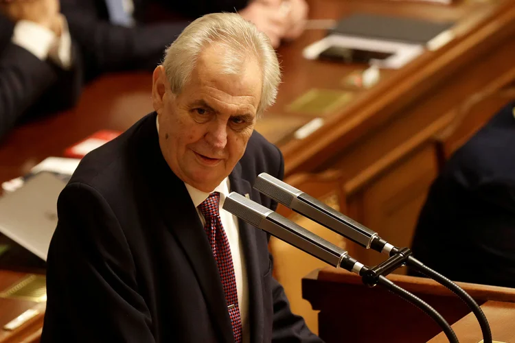 Milos Zeman: esta é a segunda eleição presidencial direta após a queda do comunismo em 1989 (David W Cerny/Reuters)