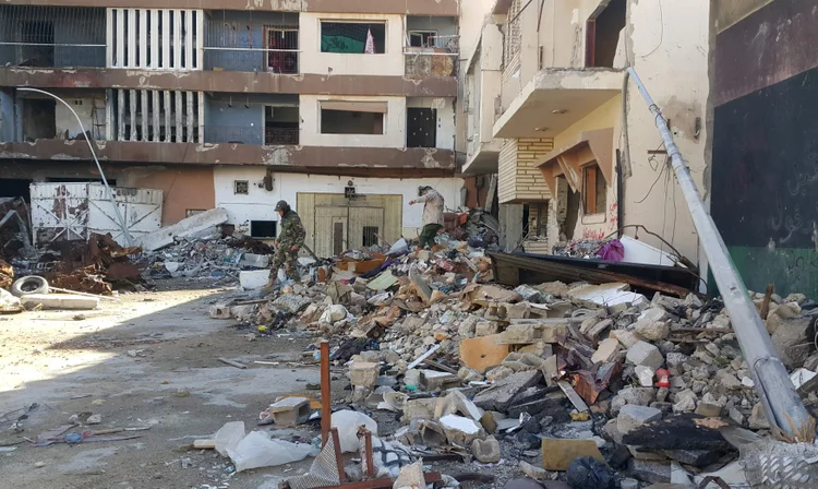 Líbia: "Entre os mortos há vários agentes de segurança e integrantes dos serviços de saúde" (Ayman Alwrfaly/Reuters)