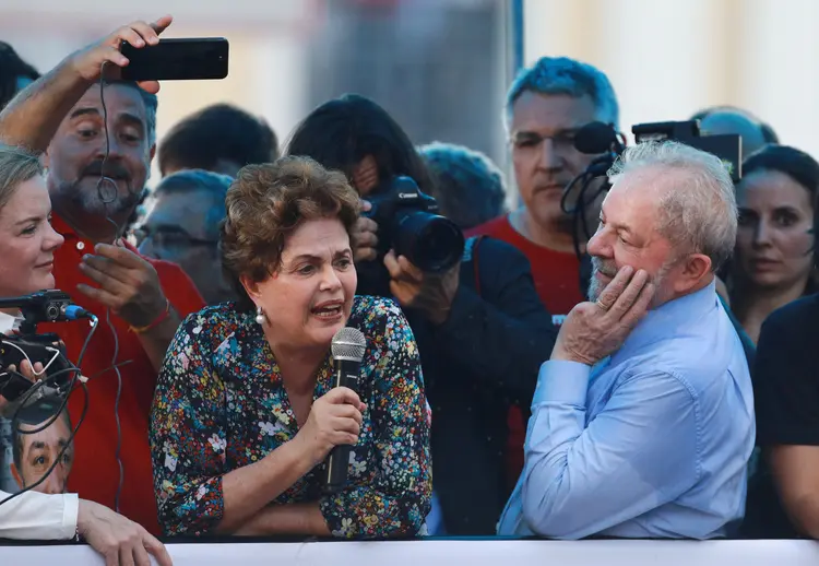 Dilma: "o Brasil já precisou de uma mulher, e agora precisa de um homem, e esse homem é Lula" (Diego Vara/Reuters)