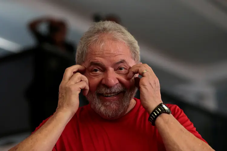 Lula: consultado sobre Neymar, o torcedor Lula avaliou que é "um grande jogador", mas reafirmou que a seleção "não tem um Pelé" (Leonardo Benassatto/Reuters)