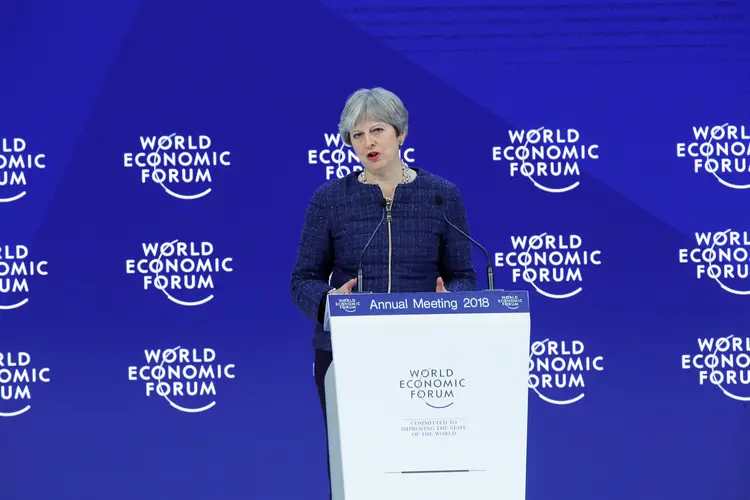 Theresa May: "francamente, muito frequentemente nossa retórica a favor do livre-comércio aqui em Davos não corresponde com nossas ações" (Denis Balibouse/Reuters)