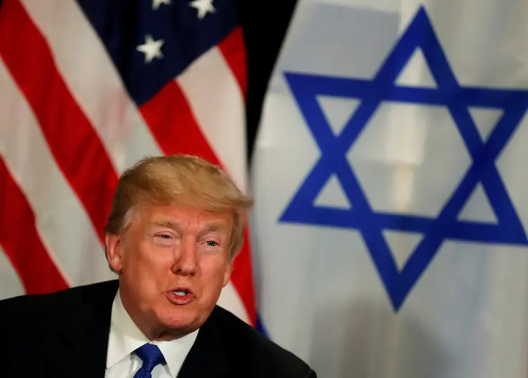 Trump: "Eu queria deixar claro que Jerusalém é a capital de Israel. Quanto a fronteiras específicas, darei meu apoio ao que os dois lados acertarem entre si", disse o presidente dos EUA (Carlos Barria/Reuters)
