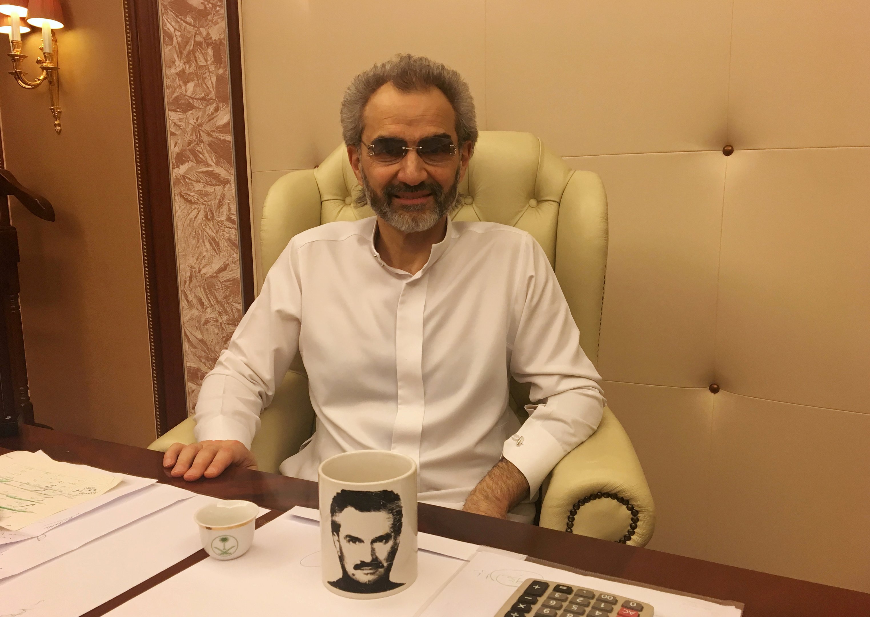Príncipe saudita investigado por corrupção é solto após 3 meses