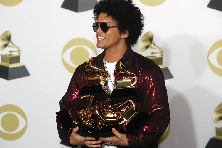 Bruno Mars: cantor venceu os prêmios de melhor álbum por "24K Magic", melhor canção por "That's What I Like" e melhor gravação por "24K Magic" (Carlo Allegri/Reuters)