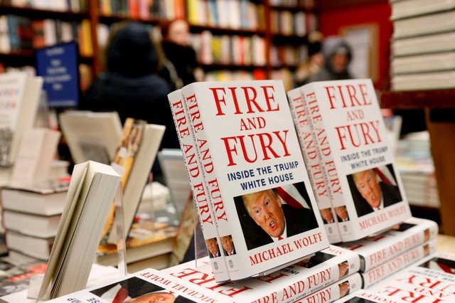 FIRE AND FURY: diante da alta procura, livro sobre Trump tem prazo de entrega de mais de um mês nos Estados Unidos / Shannon Stapleton/Reuters