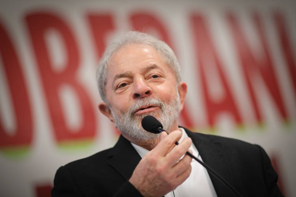 Ministro do TCU defende candidatura de Lula à Presidência
