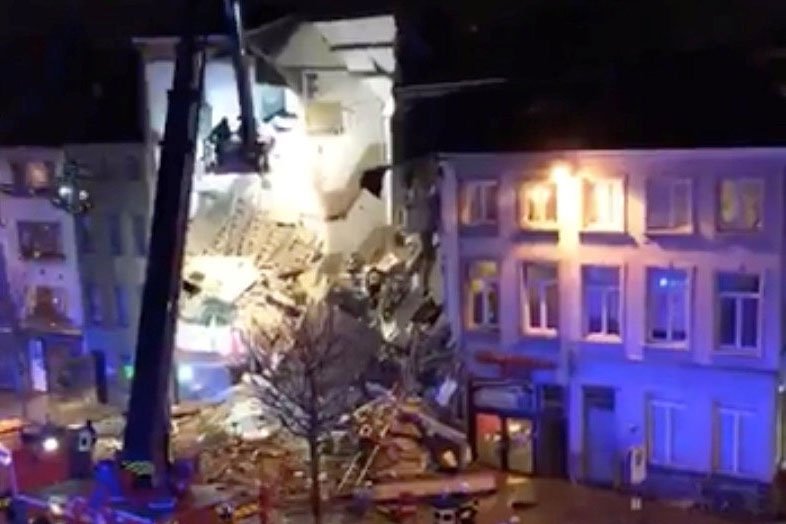 Explosão em edifício na Bélgica deixa dezenas de feridos