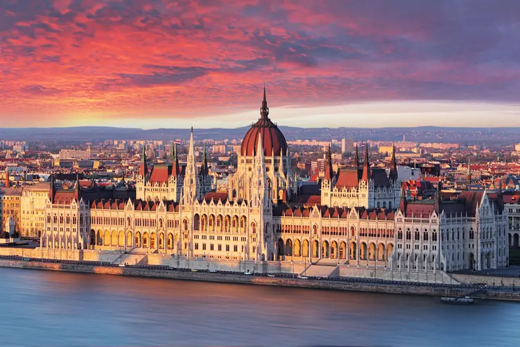 Budapeste, na Hungria: país tem maior IVA do mundo, segundo a OCDE. (TomasSereda/Thinkstock)