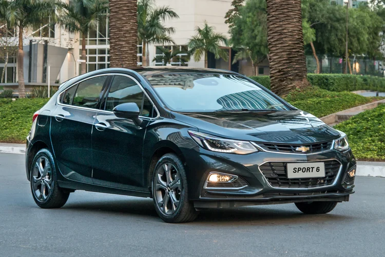 Cruze Sport6: o mais seguro ao lado de duas versões da Ecosport (GM/Chevrolet/Divulgação)