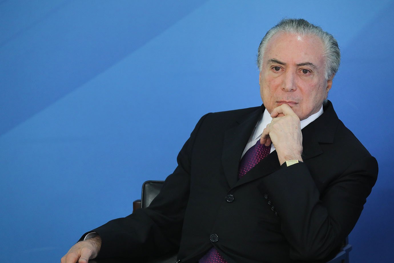 Temer diz a jornal que controle da Embraer é inegociável