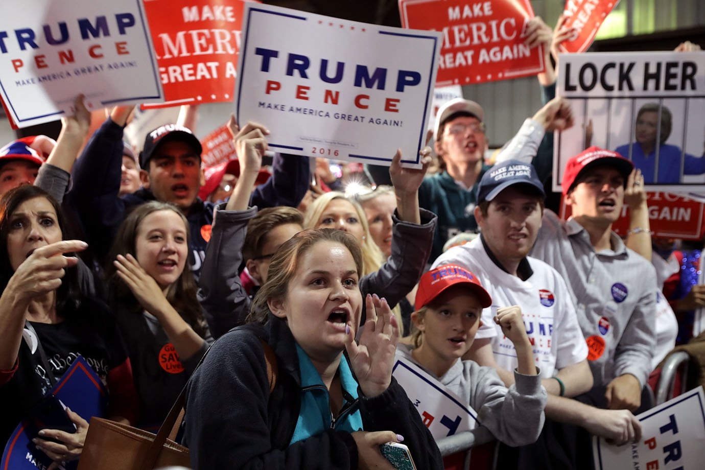 Trump conta com maior apoio de eleitores em seu mandato, diz pesquisa