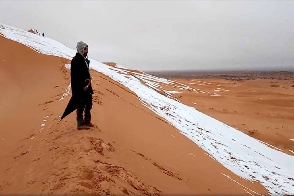 Nevou no Saara? Sim, e as imagens são espetaculares