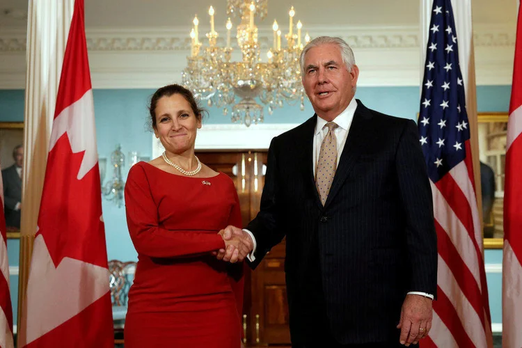 Freeland e Tillerson: objetivo da reunião desta terça-feira é chegar a novas sanções e uma tática para lidar com os norte-coreanos
