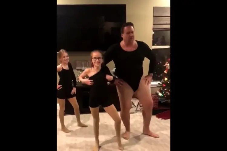 Família de Haddad costuma apresentar coreografias numa espécie de competição musical (YouTube/Reprodução)
