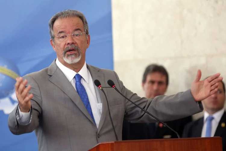 Jungmann: "ao aceitar esse cargo abro mão de uma das coisas mais caras da minha vida, a minha carreira política" (Antonio Cruz/Agência Brasil)