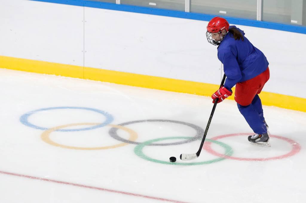 Sob a sombra do doping, Coreia do Sul abre Olimpíadas de Inverno