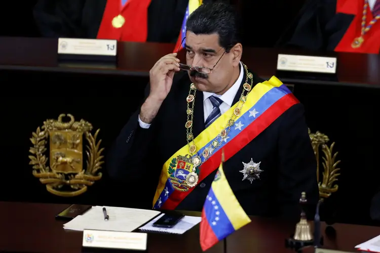 Maduro: "Chegarei à Cúpula das Américas com a verdade da pátria de Simón Bolívar" (Marco Bello/Reuters)