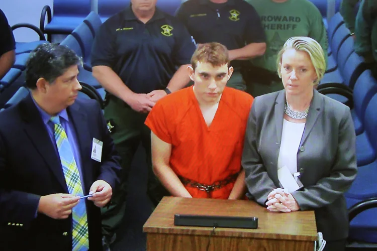 Nikolas Cruz: o jovem encara 17 acusações de assassinato premeditado pelo massacre em Parkland (Susan Stocker/Reuters)