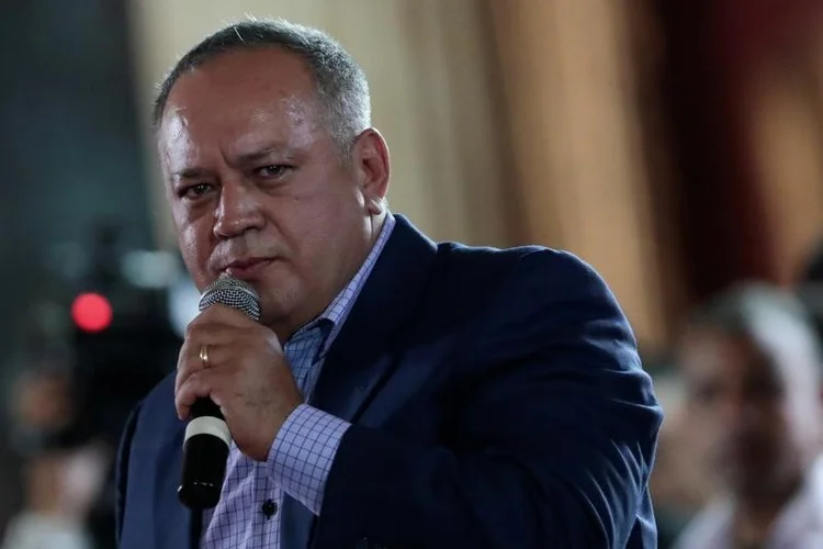 Diosdado Cabello: vice-presidente do partido socialista disse que uma nova votação para a Assembleia Nacional é necessária "pelo interesse nacional" porque o Congresso controlado pela oposição é ineficaz (Marco Bello/Reuters)