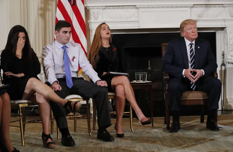 Trump e alunos da escola de Parkland: "Vamos examinar essa ideia muito a sério" (Jonathan Ernst/Reuters)