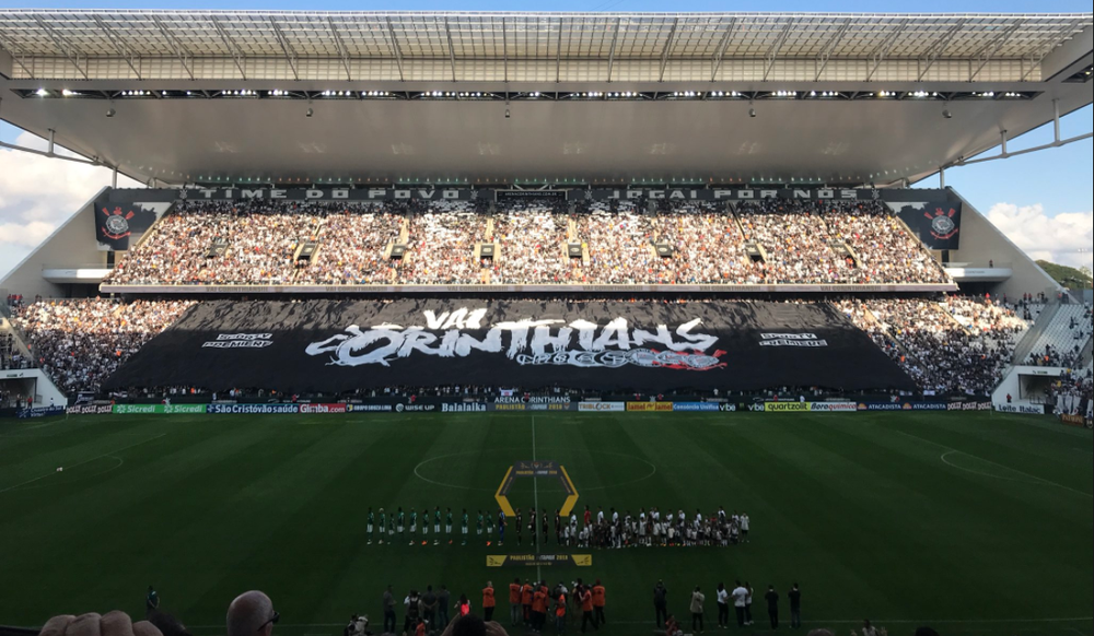 Patrocínio da SporTV na bandeira do Corinthians provoca debate