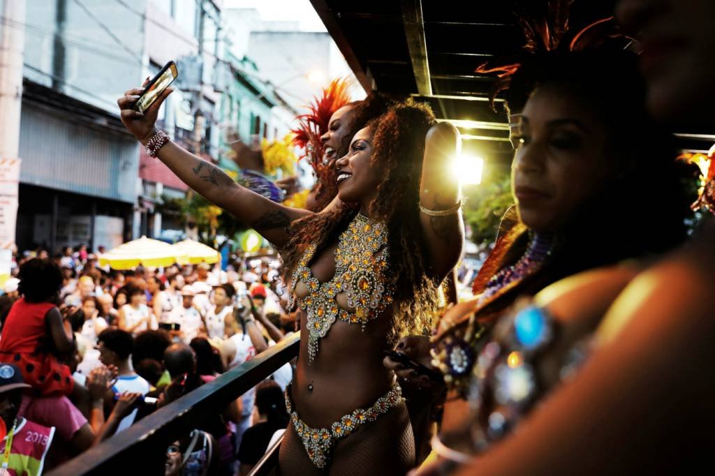 Carnaval de rua de São Paulo terá 43 blocos neste domingo